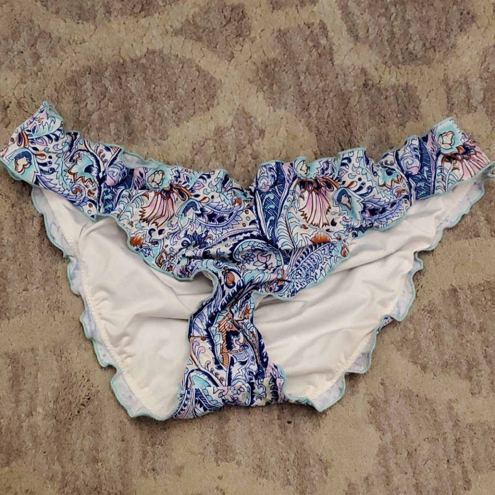 👙 Bikini Bottoms